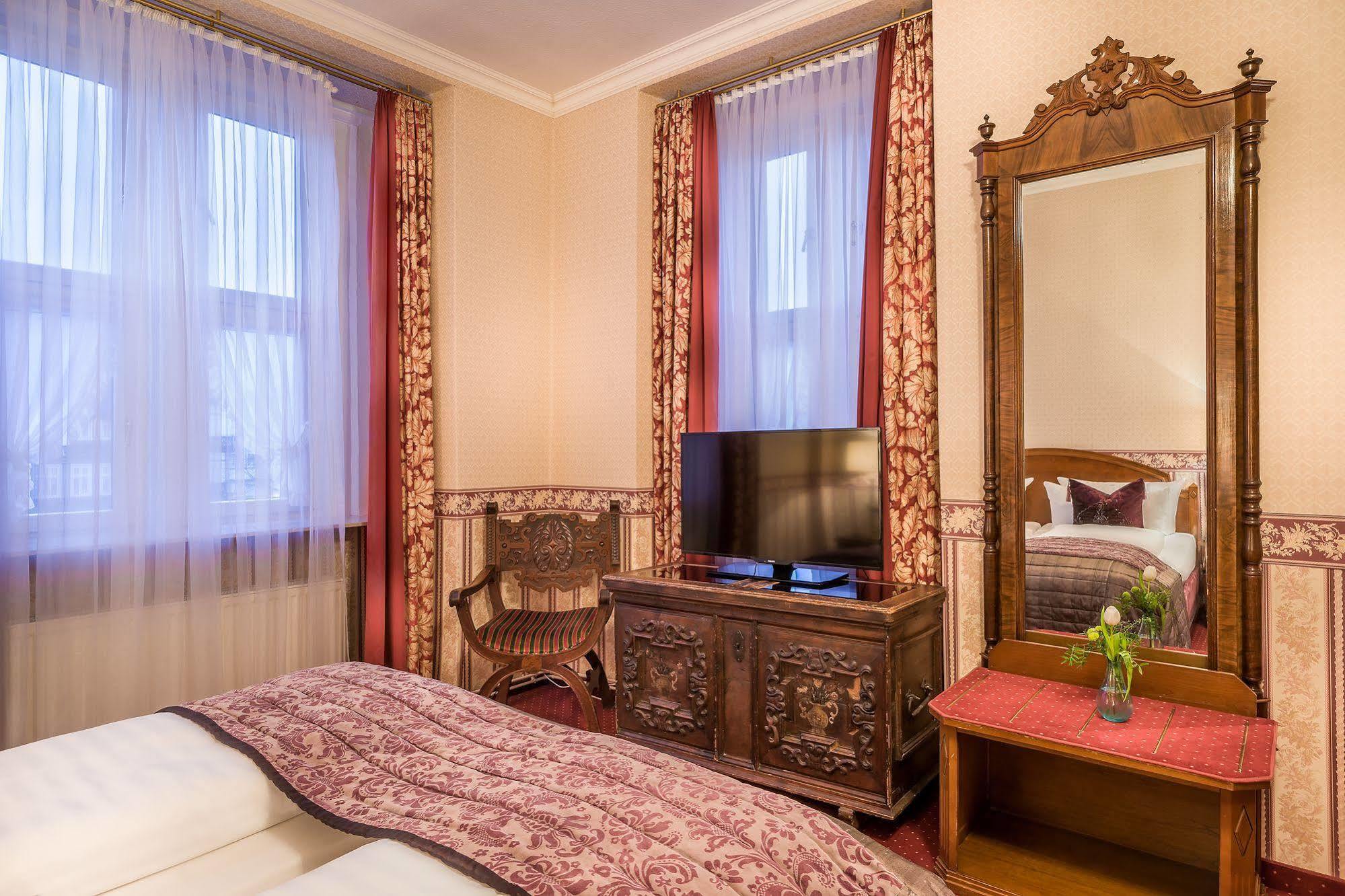Hotel Kaiserworth Гослар Екстериор снимка