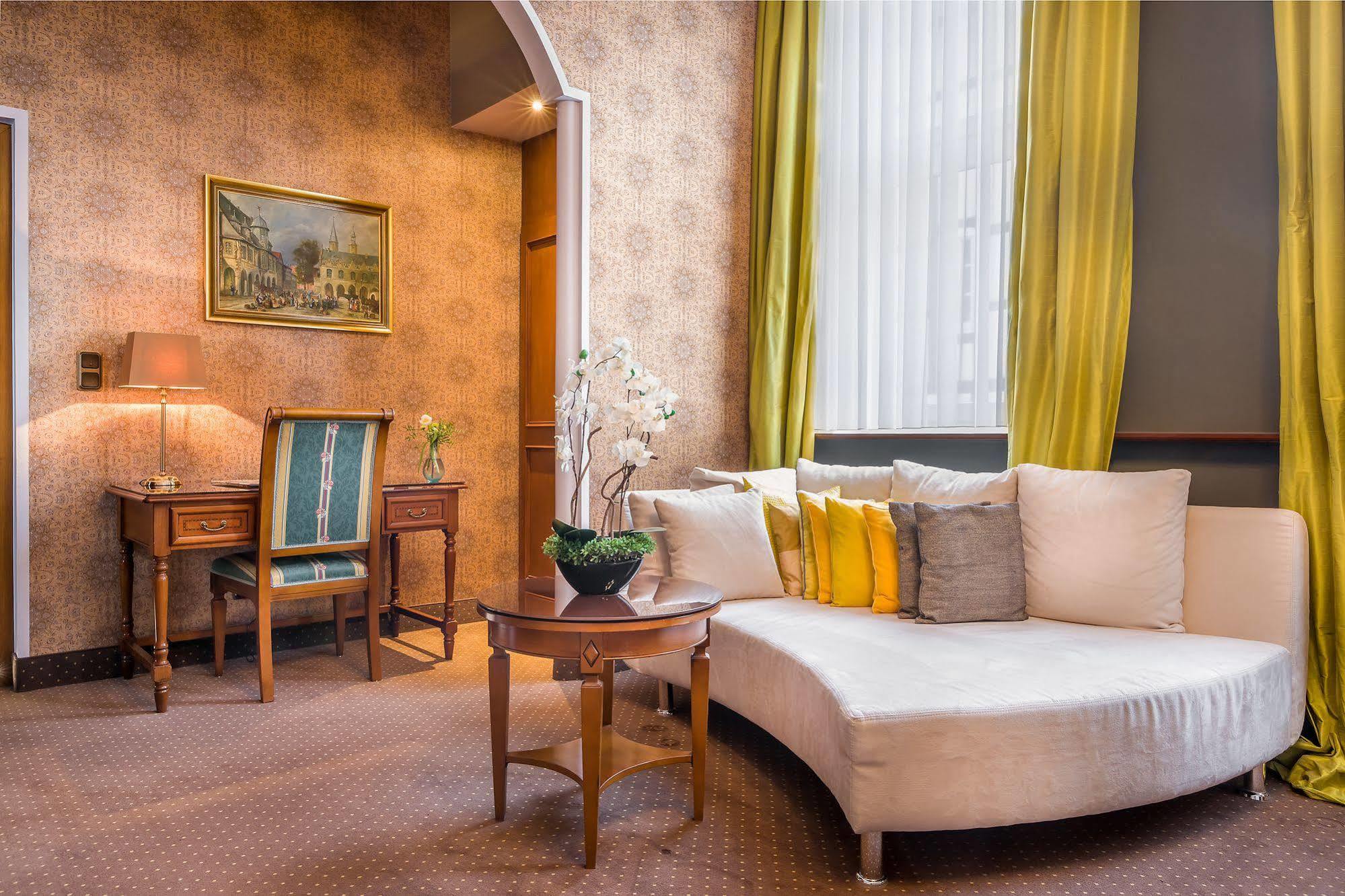 Hotel Kaiserworth Гослар Екстериор снимка